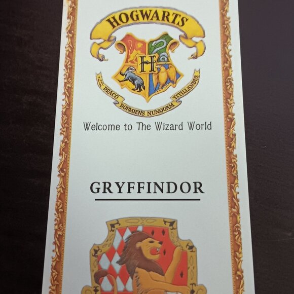 New In Box - Harry Potter Magic Lighted Wand - Hogwarts Gryffindor - Picture 2 of 5
